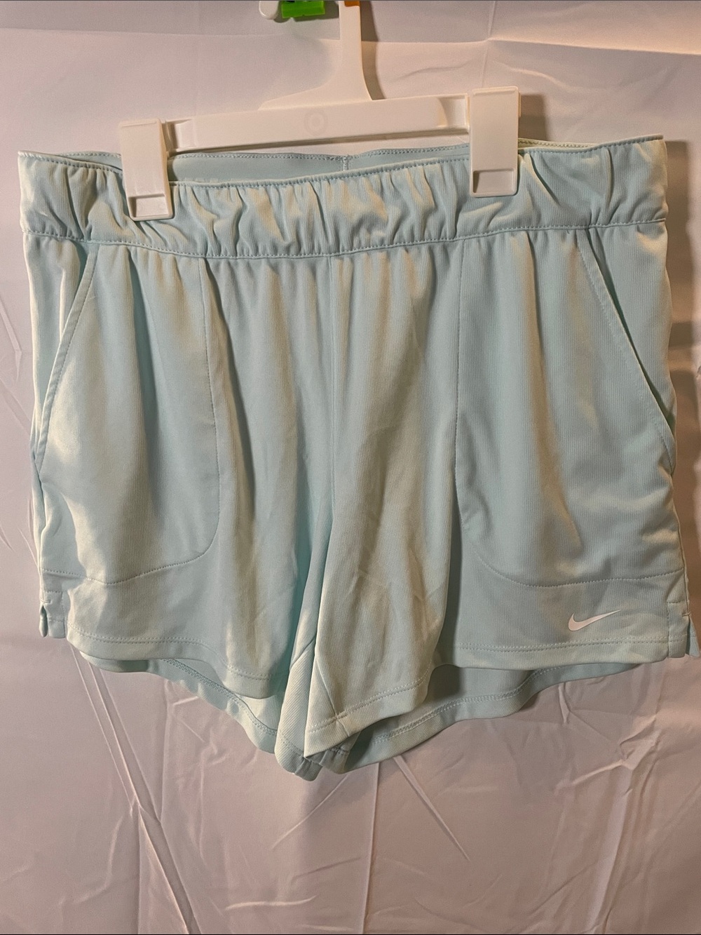 Nike Dri-Fit Women's Pale Blue Athletic Shorts with Pockets M